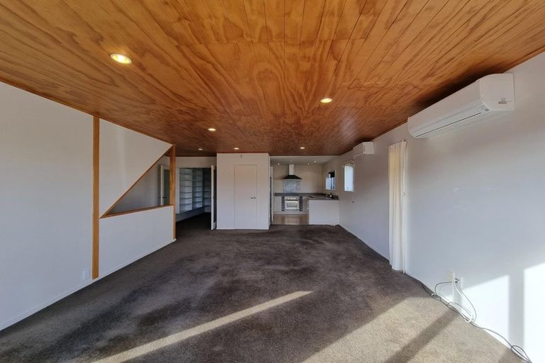 Photo of property in 63 Sheridan Terrace, Johnsonville, Wellington, 6037