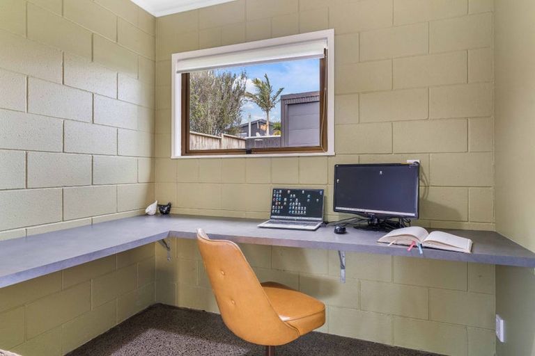 Photo of property in 105 Blane Place, Whangamata, 3620