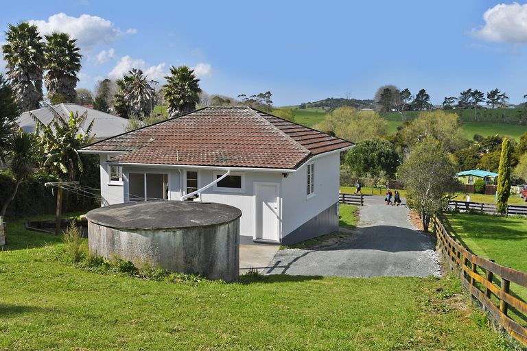 Photo of property in 9 Marshall Road, Kaiwaka, 0573