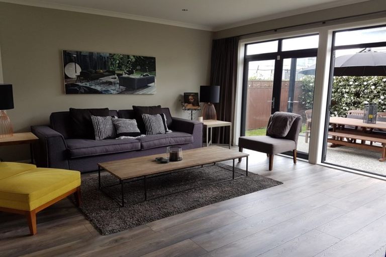 Photo of property in 14 Trecarne Street, Karaka, Papakura, 2113