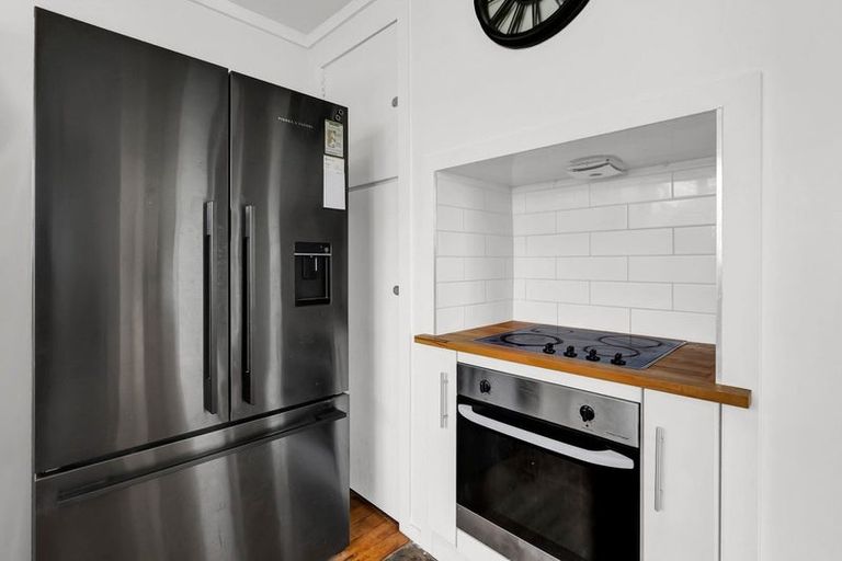 Photo of property in 15 Campbell Street, Hawera, 4610