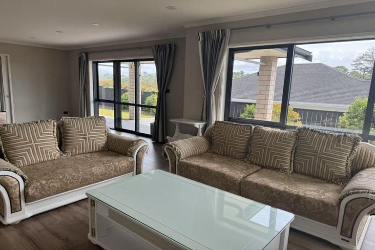 Photo of property in 8 Harris Drive, Silverdale, 0932