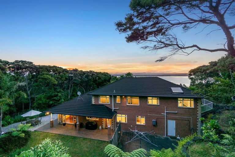 Photo of property in 134i Rangatira Road, Beach Haven, Auckland, 0626