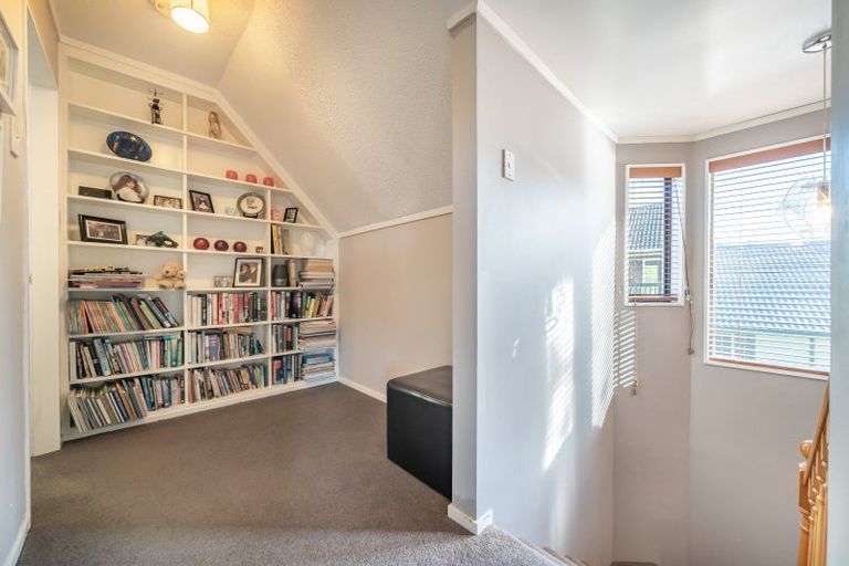 Photo of property in 9 Johnswood Grove, Clouston Park, Upper Hutt, 5018