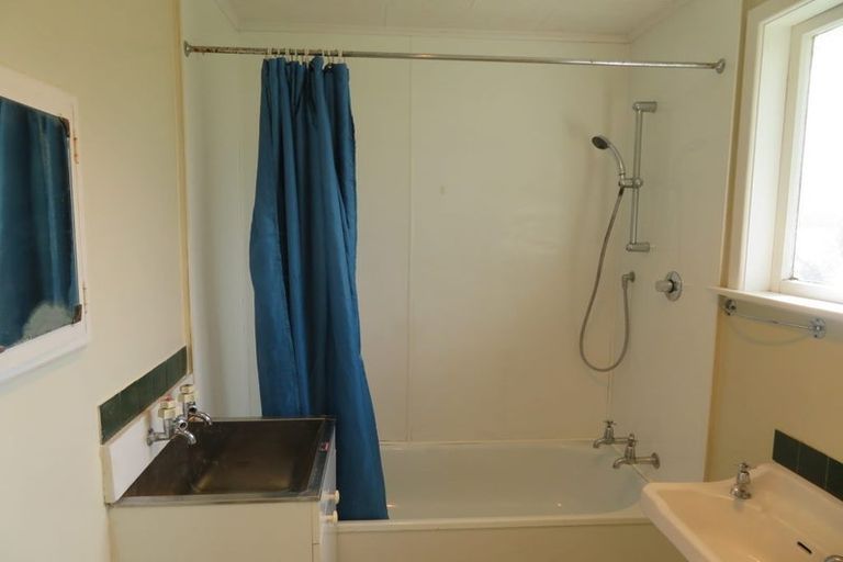 Photo of property in 1/32 John Street, Trentham, Upper Hutt, 5018