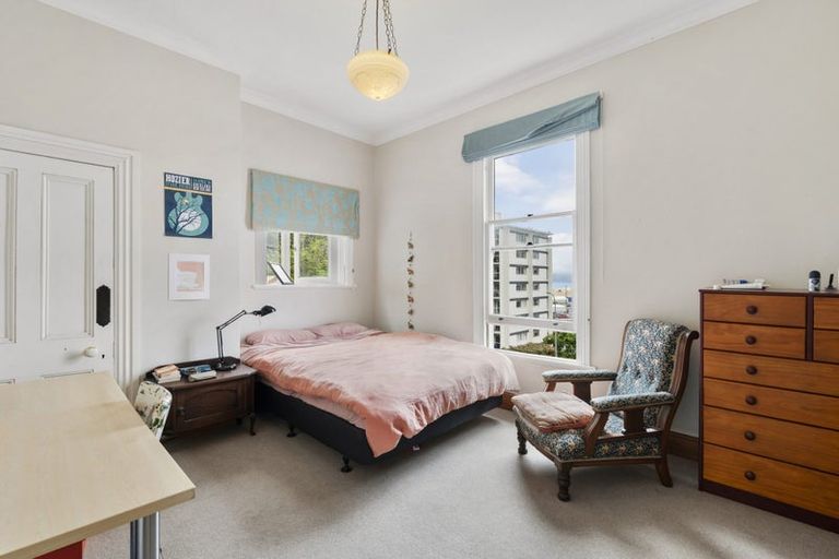 Photo of property in 26 Newman Terrace, Thorndon, Wellington, 6011