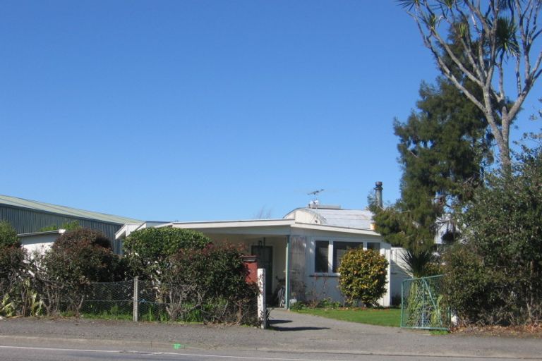 Photo of property in 125 Ngaumutawa Road, Masterton, 5810