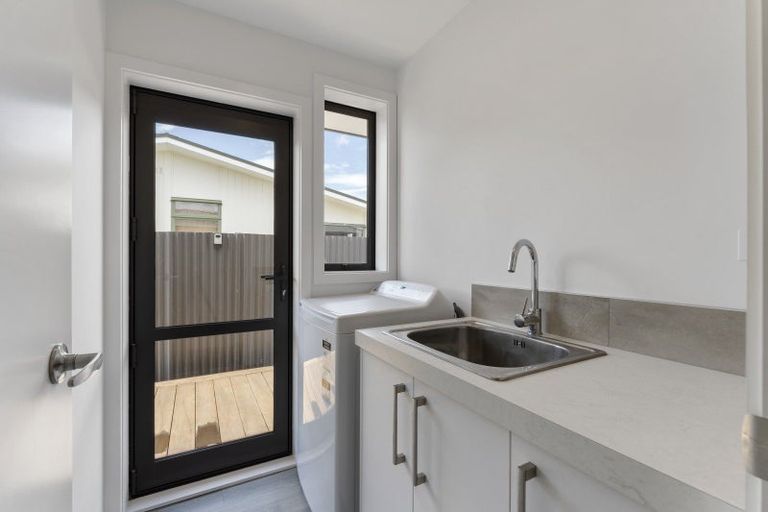 Photo of property in 31a Cradock Street, South New Brighton, Christchurch, 8062