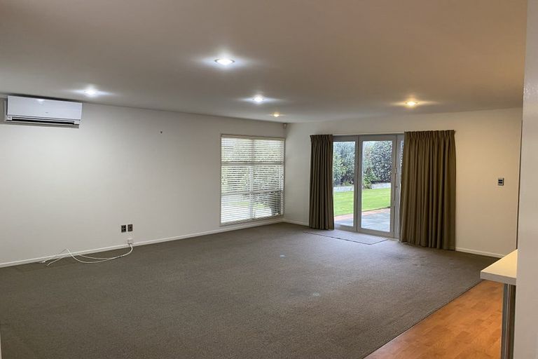 Photo of property in 28 Styx River Place, Spencerville, Christchurch, 8083