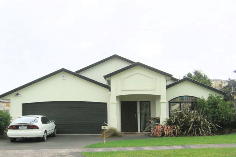 Photo of property in 35 Ponderosa Drive, Oteha, Auckland, 0632