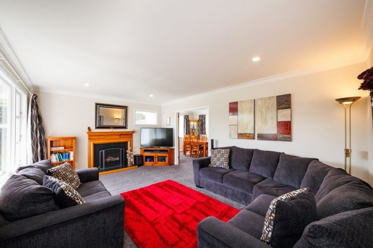 Photo of property in 22 Bond Street, Hokowhitu, Palmerston North, 4410