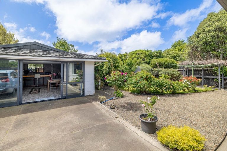 Photo of property in 32 Bucknell Street, Sockburn, Christchurch, 8042