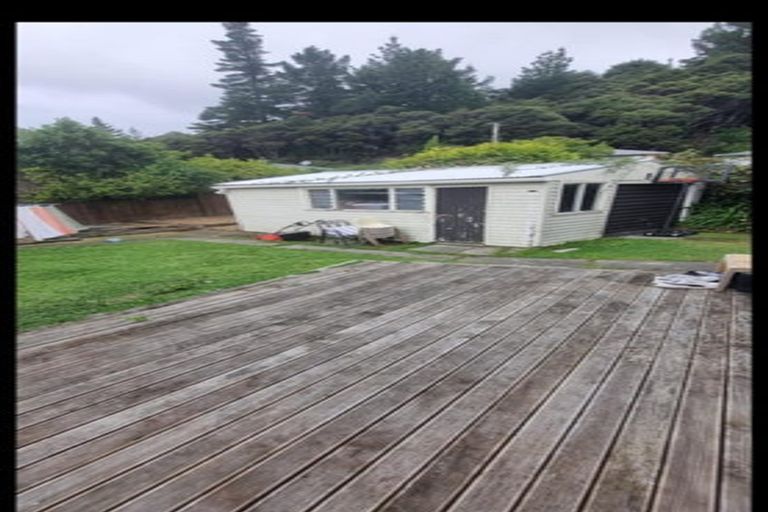 Photo of property in 3 Shackleton Grove, Stokes Valley, Lower Hutt, 5019