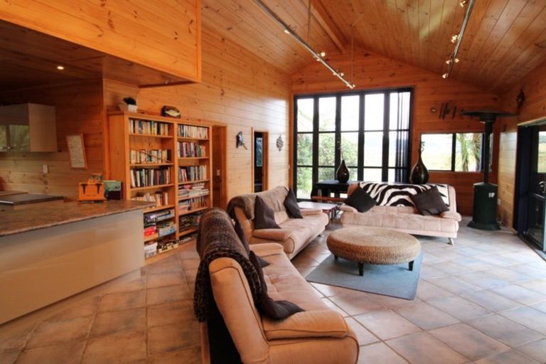 Photo of property in 502 Matarangi Drive, Matarangi, Whitianga, 3592