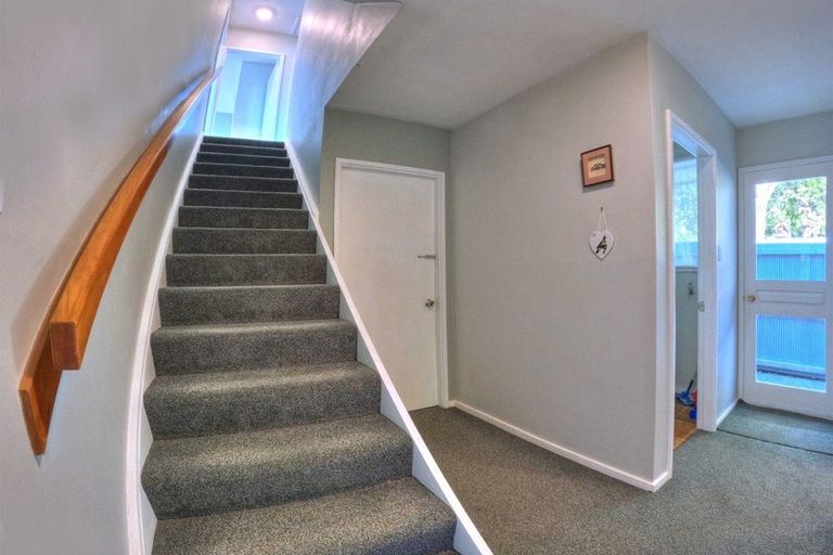 Photo of property in 452 Halswell Road, Halswell, Christchurch, 8025