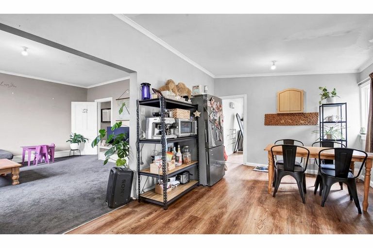 Photo of property in 6 Osborne Road, Amberley, 7410