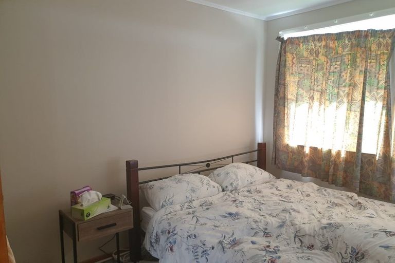 Photo of property in 16 Mawhare Street, Titahi Bay, Porirua, 5022