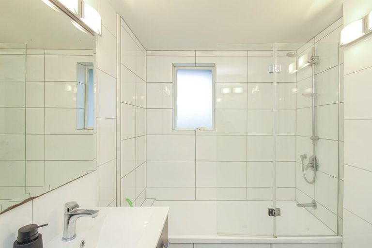 Photo of property in 118 Cashmere Avenue, Khandallah, Wellington, 6035