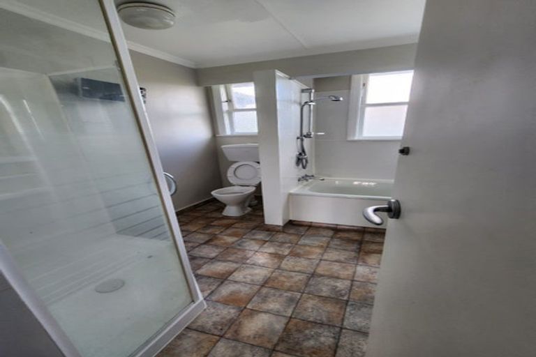 Photo of property in 17 Hector Grove, Trentham, Upper Hutt, 5018