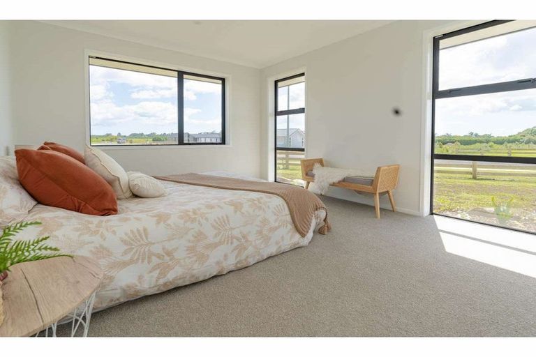 Photo of property in 11 The Lakes Drive, Kerikeri, 0230