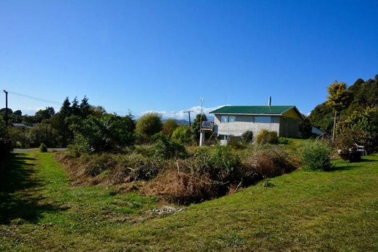 Photo of property in 20 Nikau Heights, Little Wanganui, Karamea, 7893