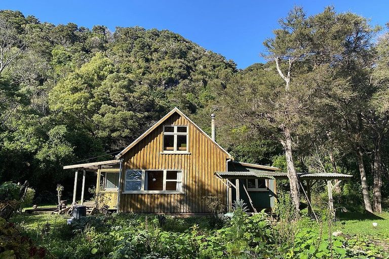 Photo of property in 213 Parapara Valley Road, Parapara, Takaka, 7182