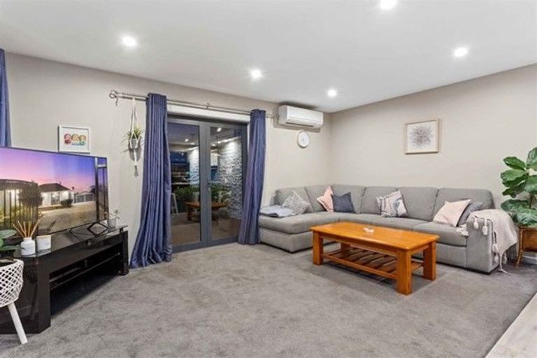Photo of property in 34 Wilton Crescent, Bishopdale, Christchurch, 8053