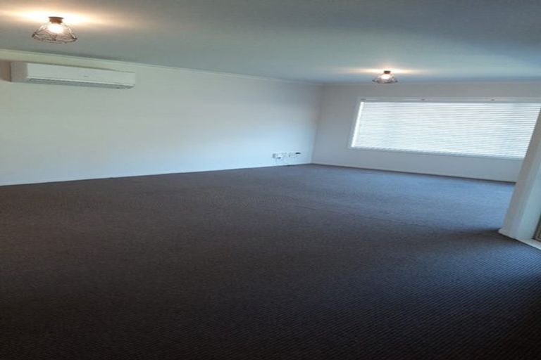 Photo of property in 23/64 Kawaha Point Road, Kawaha Point, Rotorua, 3010
