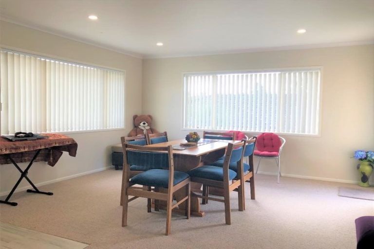 Photo of property in 26 Jadewynn Drive, Massey, Auckland, 0614