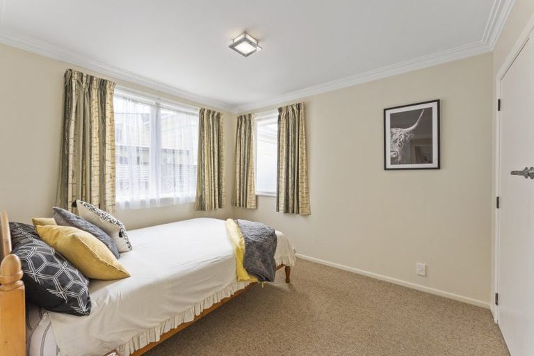 Photo of property in 32 Bay Street, Petone, Lower Hutt, 5012