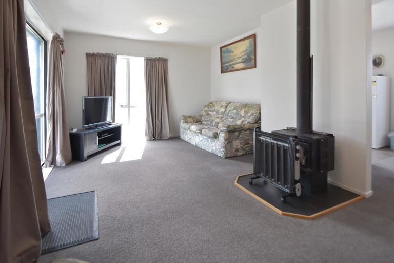 Photo of property in 85 Totara Drive, Twizel, 7901