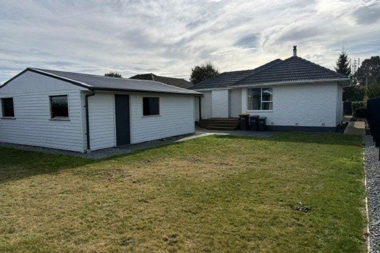 Photo of property in 28 Newmark Street, Bishopdale, Christchurch, 8053