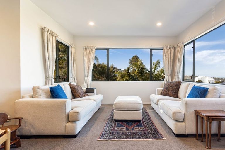 Photo of property in 50 Langana Avenue, Browns Bay, Auckland, 0630