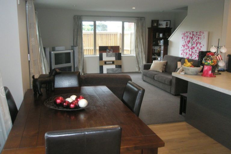 Photo of property in 10a Deyell Crescent, Sydenham, Christchurch, 8023