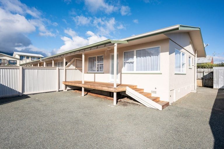 Photo of property in 25 Fergusson Street, Stoke, Nelson, 7011