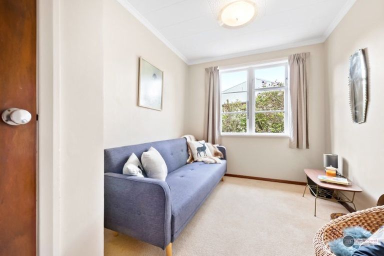 Photo of property in 31 Lockwood Crescent, Taita, Lower Hutt, 5011