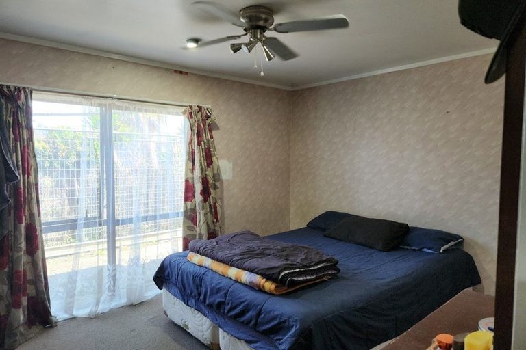 Photo of property in 32 Trimdon Street, Randwick Park, Auckland, 2105