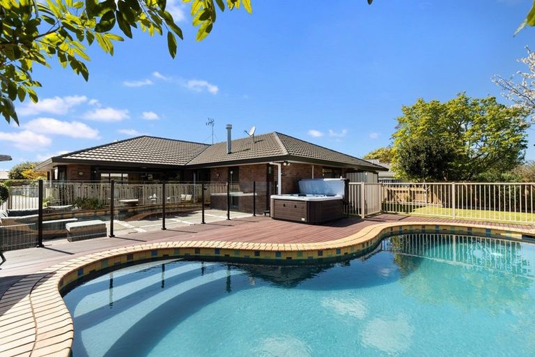 Photo of property in 4 Farnah Green, Flagstaff, Hamilton, 3210