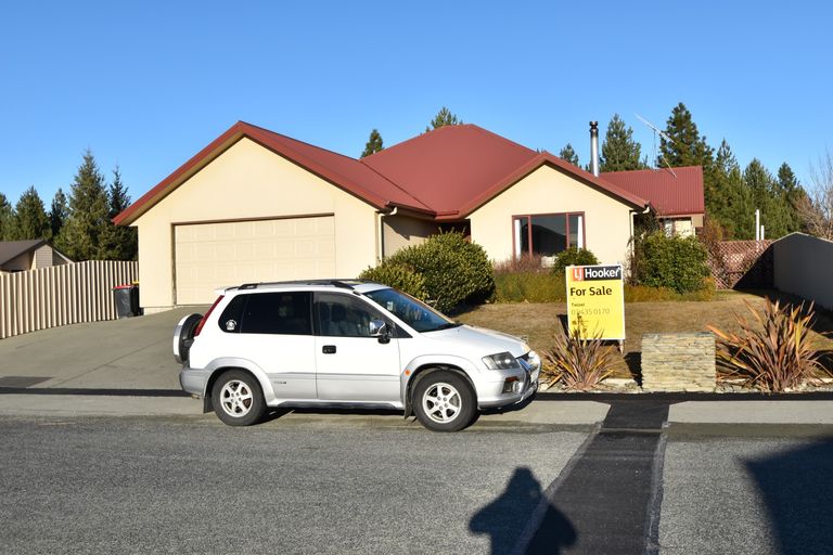 Photo of property in 54 Rhoboro Road, Twizel, 7901