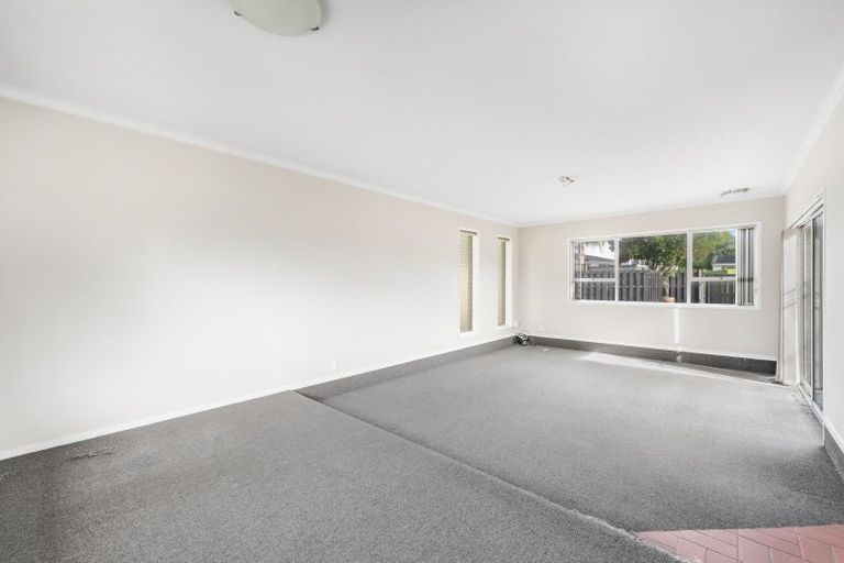 Photo of property in 1/35 Vivian Wilson Drive, Eastern Beach, Auckland, 2012