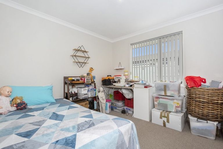 Photo of property in 2 Damien Place, Ohauiti, Tauranga, 3112