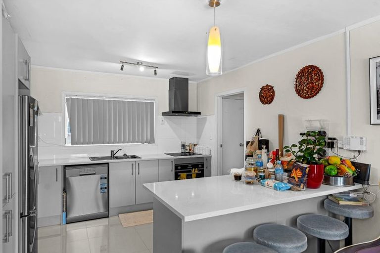 Photo of property in 2/34 Hoteo Avenue, Papatoetoe, Auckland, 2025