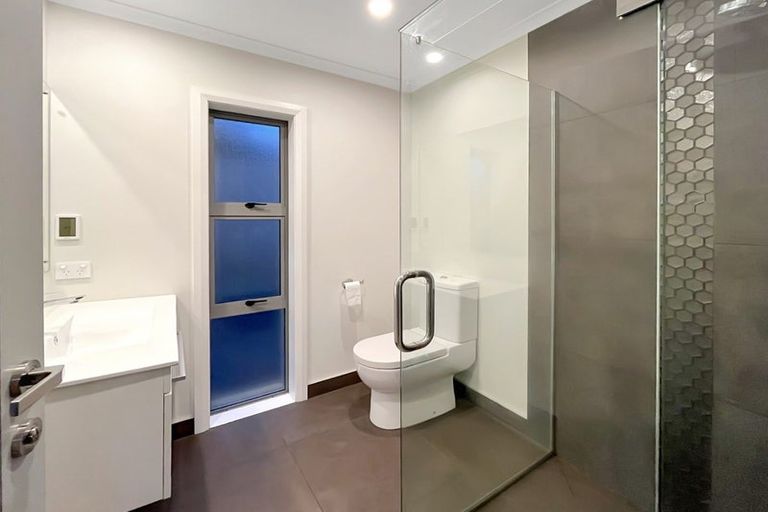 Photo of property in 7 Monaco Grove, Fitzherbert, Palmerston North, 4410