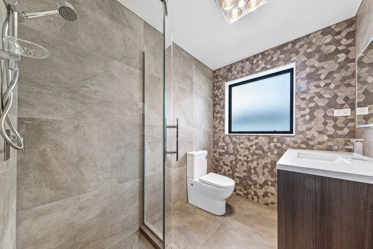 Photo of property in 111 Hillpark Drive, Pokeno, 2402