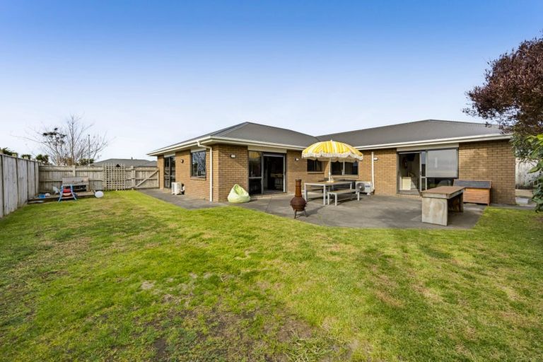 Photo of property in 4 James Drive, Bell Block, New Plymouth, 4312