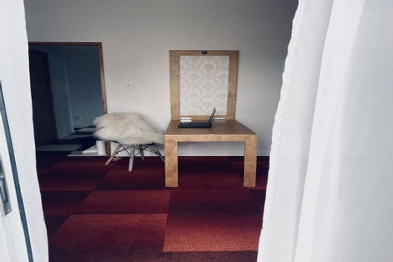 Photo of property in 67 Glenstrae Road, Redcliffs, Christchurch, 8081