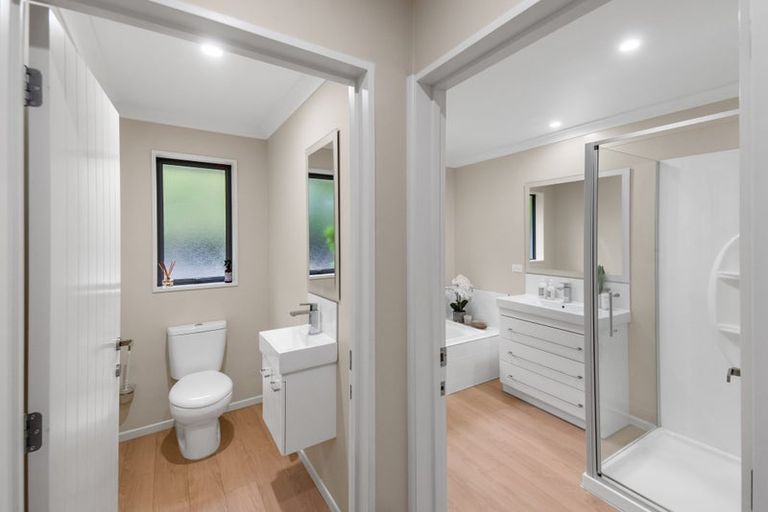 Photo of property in 100 Mcmahon Drive, Aidanfield, Christchurch, 8025