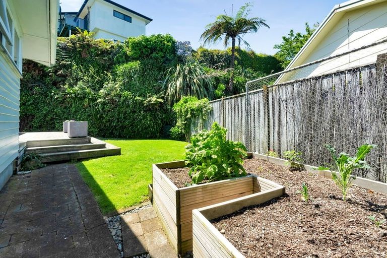 Photo of property in 19 Rossiter Crescent, Lynmouth, New Plymouth, 4310