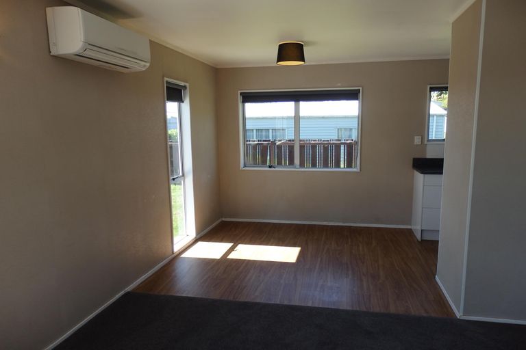 Photo of property in 12b Creswell Place, Leamington, Cambridge, 3432