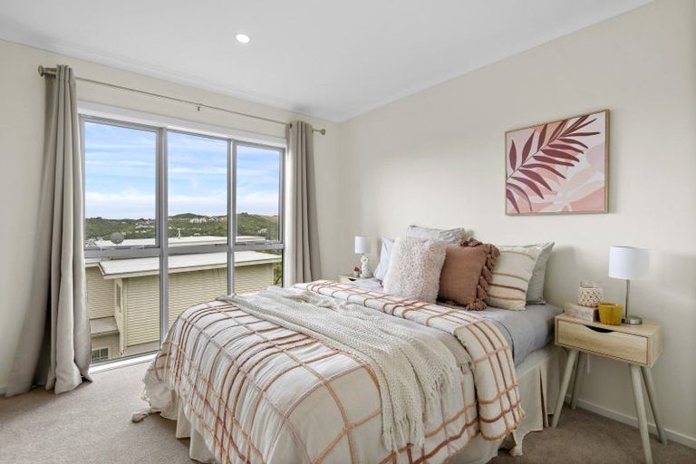 Photo of property in 10 Mewburn Rise, Karori, Wellington, 6012